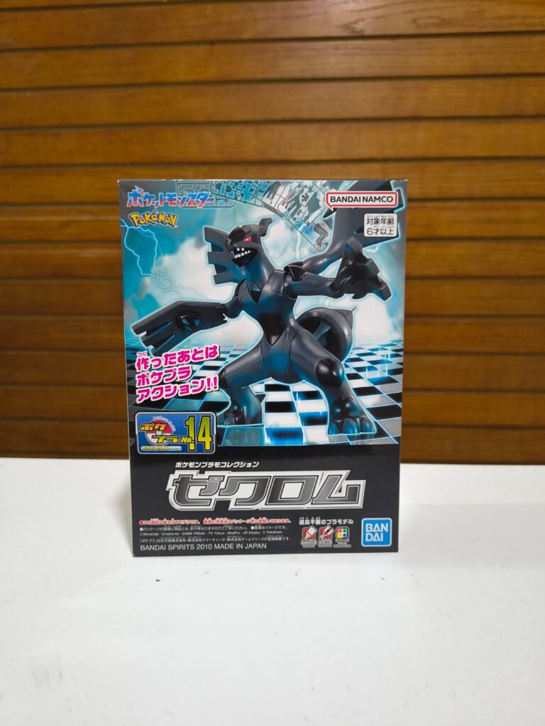 Model Kit Pokemon Zekrom