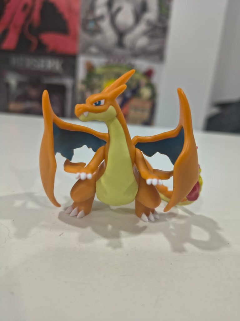 Figura articulada Mega Charizard Y Moncolle Super Size de Takara Tomy (2025)